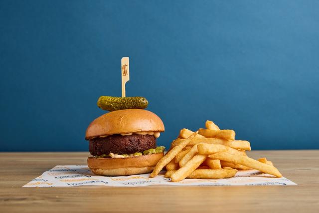 Vegan Cheeseburger